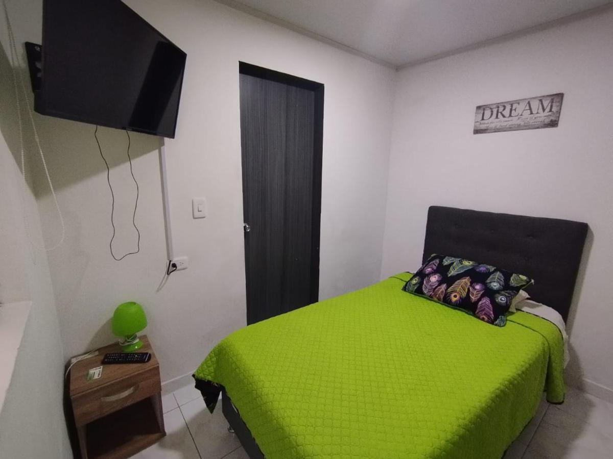 Aloha Hostel Bogotá Dış mekan fotoğraf